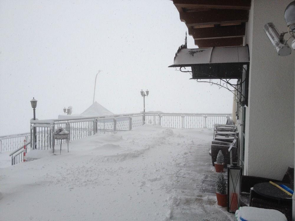 Hotel Hahnbaum Sankt Johann im Pongau Exterior foto