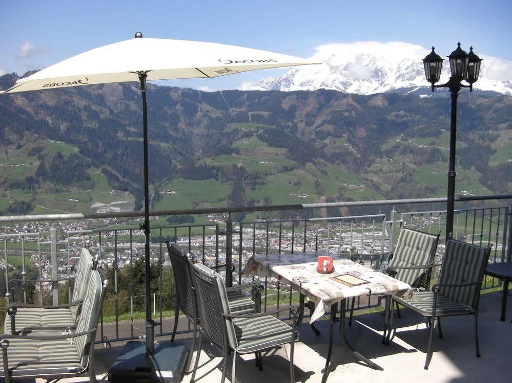 Hotel Hahnbaum Sankt Johann im Pongau Exterior foto